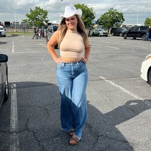 American Eagle size 16 super high waisted baggy wide leg jeans